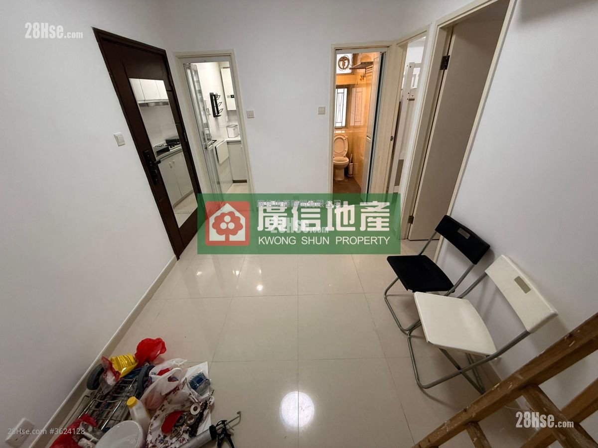 興基大廈 售盤 2 房 , 1 浴室 319 平方呎