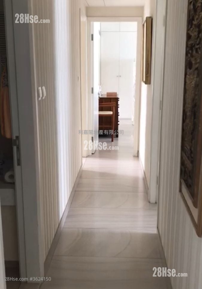 Residence Bel-Air Sell 4 Bedrooms , 3 Bathrooms 1,741 ft² Residence Bel-Air Sell 4 Bedrooms , 3 Bathrooms 1,741 ft²