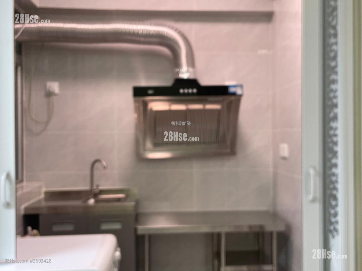 Chinese Mansion Rental 3 Bedrooms , 1 Bathroom 446 ft² Chinese Mansion Rental 3 Bedrooms , 1 Bathroom 446 ft²