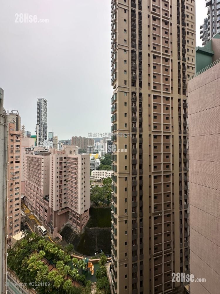 尚翘峰 租盘 3 房 , 2 浴室 657 平方尺