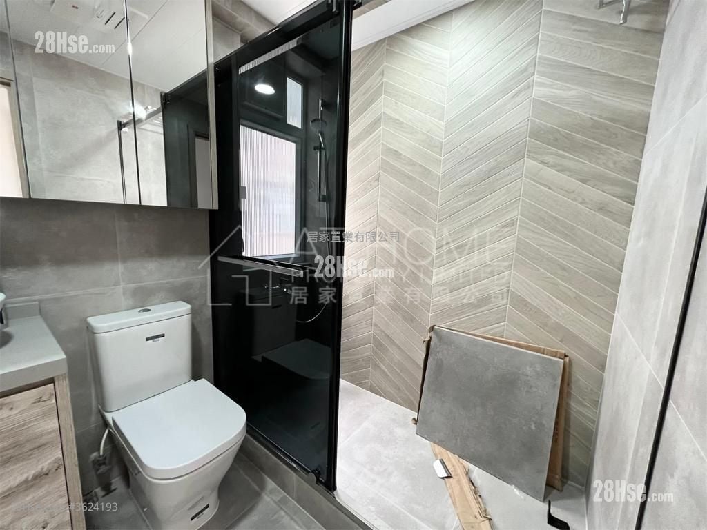 Kingsfield Tower Rental 3 Bedrooms , 2 Bathrooms 712 ft² Kingsfield Tower Rental 3 Bedrooms , 2 Bathrooms 712 ft²