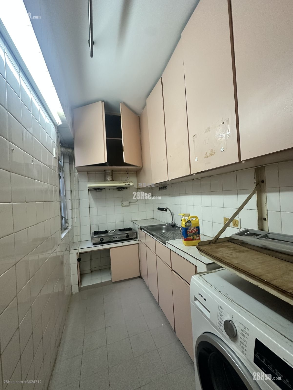 先施西環大廈 租盤 3 房 , 1 浴室 582 平方呎 先施西環大廈 租盤 3 房 , 1 浴室 582 平方呎