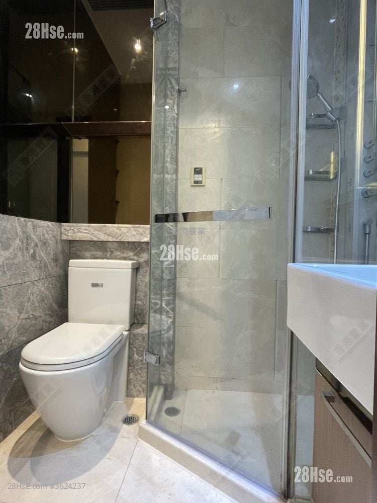 Park Summit Rental Studio , 1 Bathroom 280 ft² Park Summit Rental Studio , 1 Bathroom 280 ft²