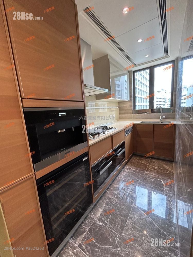 One Homantin Rental 4 Bedrooms , 2 Bathrooms 975 ft² One Homantin Rental 4 Bedrooms , 2 Bathrooms 975 ft²