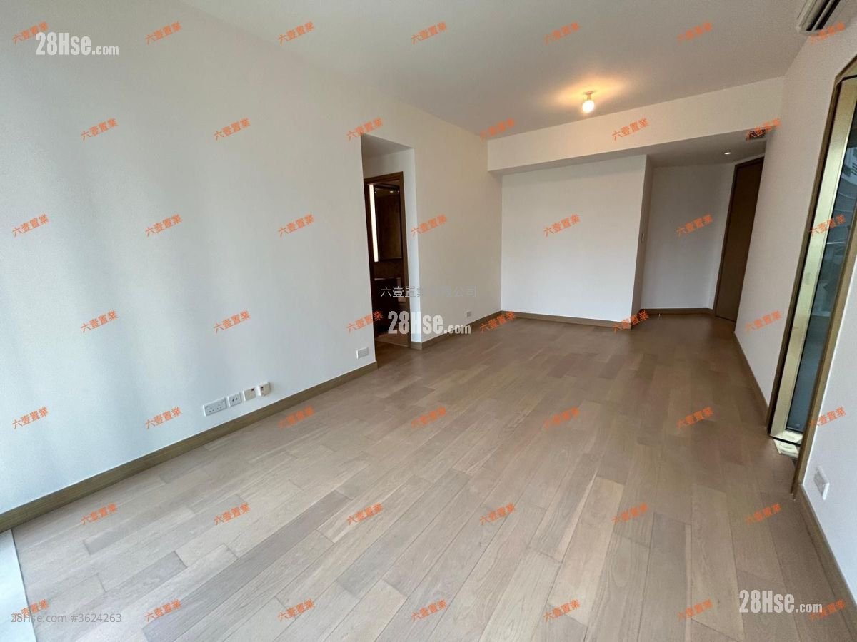 One Homantin Rental 4 Bedrooms , 2 Bathrooms 975 ft² One Homantin Rental 4 Bedrooms , 2 Bathrooms 975 ft²