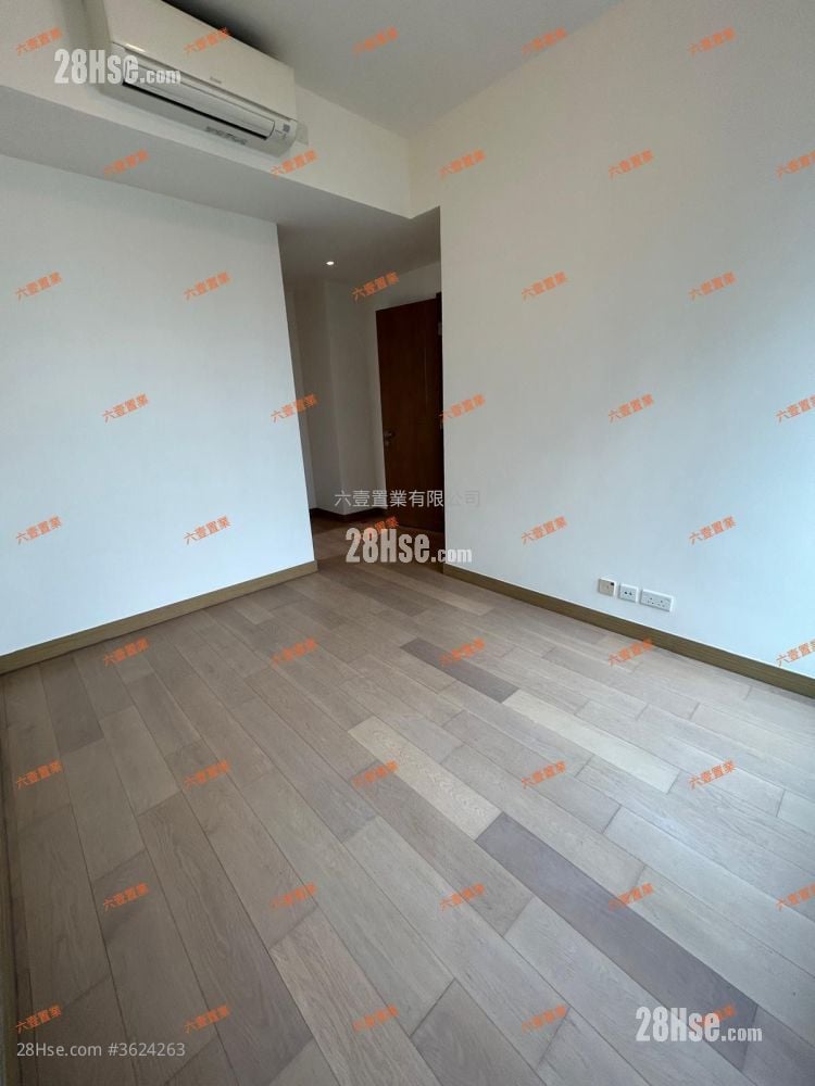 One Homantin Rental 4 Bedrooms , 2 Bathrooms 975 ft² One Homantin Rental 4 Bedrooms , 2 Bathrooms 975 ft²