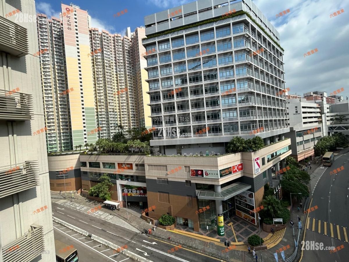 One Homantin Rental 4 Bedrooms , 2 Bathrooms 975 ft² One Homantin Rental 4 Bedrooms , 2 Bathrooms 975 ft²