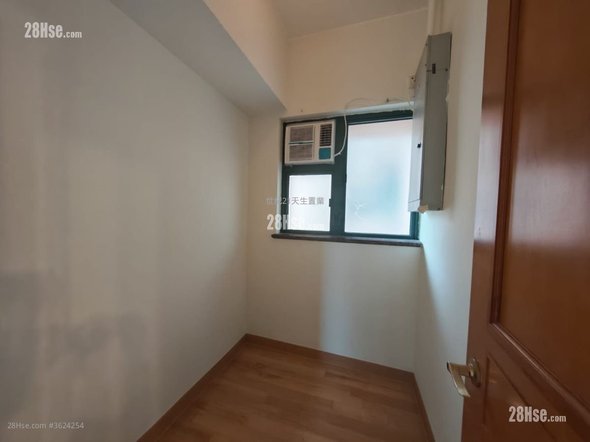 Palatial Coast Sell 2 Bedrooms , 1 Bathroom 681 ft² Palatial Coast Sell 2 Bedrooms , 1 Bathroom 681 ft²