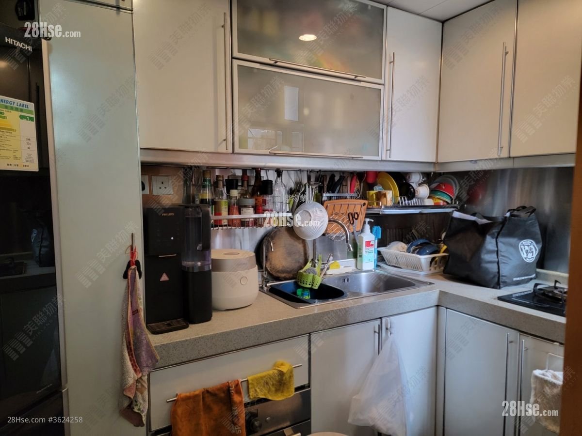 Sceneway Garden Sell 3 Bedrooms , 2 Bathrooms 720 ft² Sceneway Garden Sell 3 Bedrooms , 2 Bathrooms 720 ft²