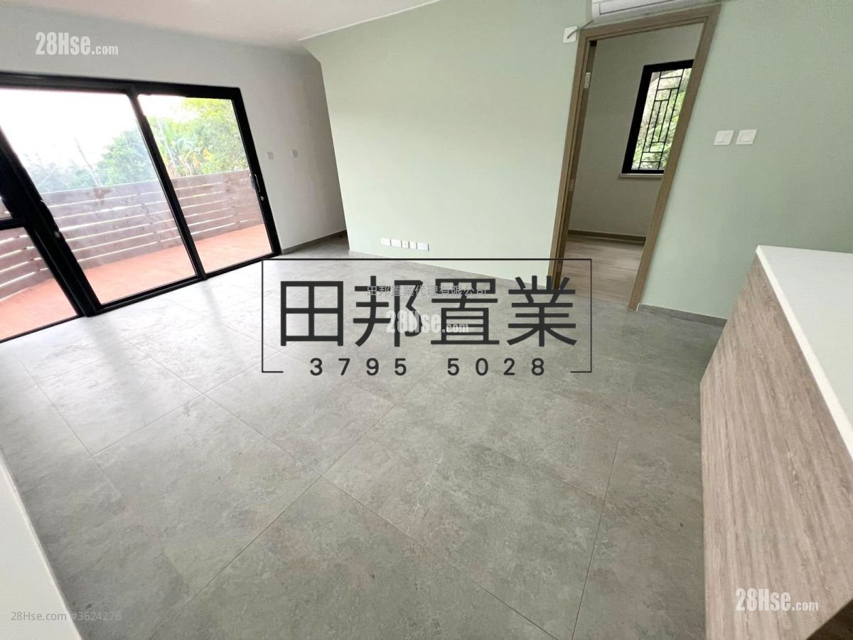 Village Rental 3 Bedrooms , 1 Bathroom 700 ft² Village Rental 3 Bedrooms , 1 Bathroom 700 ft²