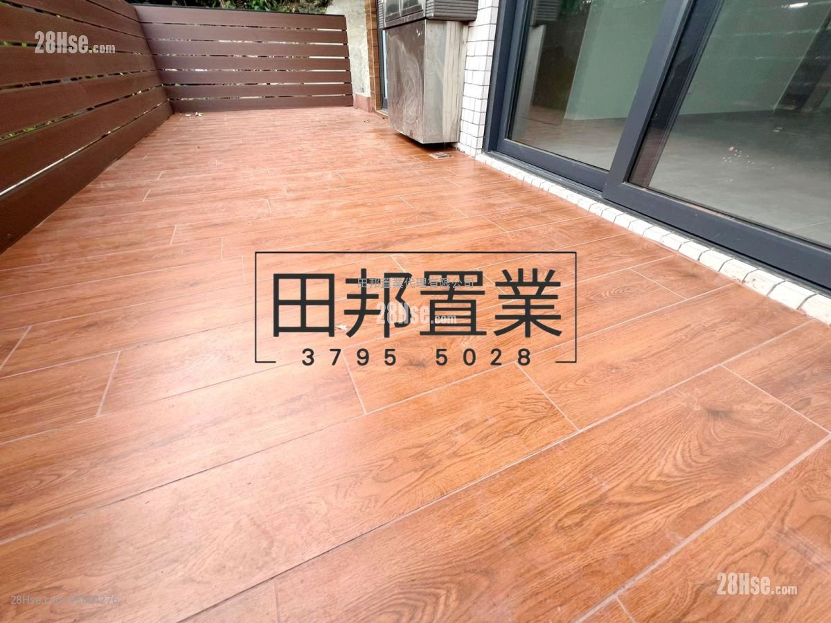 Village Rental 3 Bedrooms , 1 Bathroom 700 ft² Village Rental 3 Bedrooms , 1 Bathroom 700 ft²