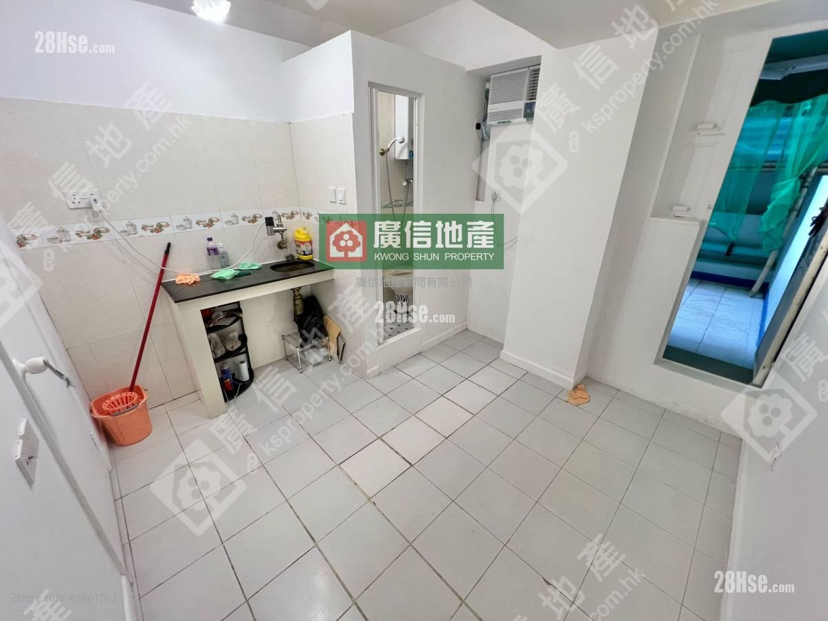 源發大廈 租盤 開放式間隔 , 1 浴室 100 平方呎