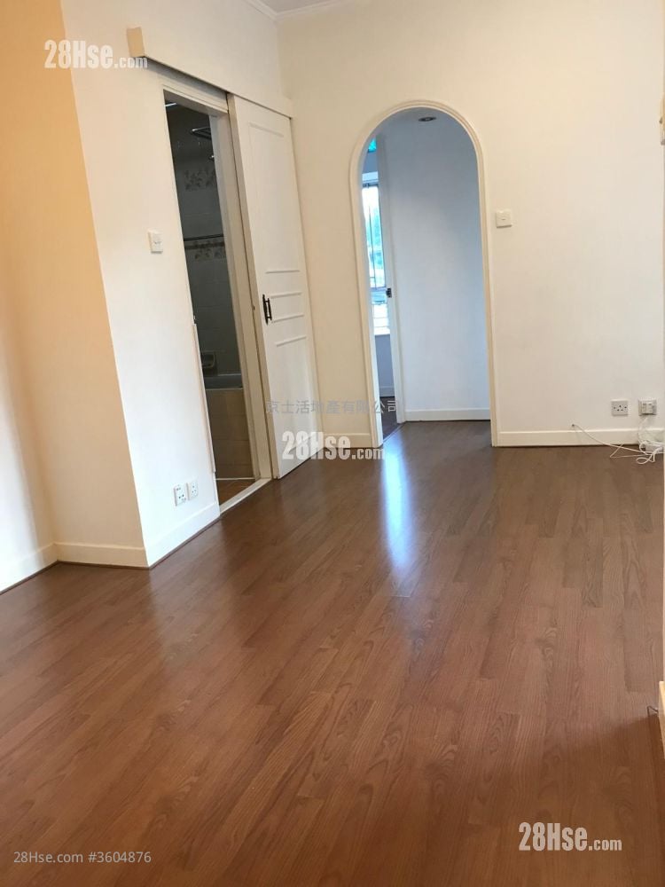 金辉花园 租盘 2 房 , 1 浴室 386 平方尺