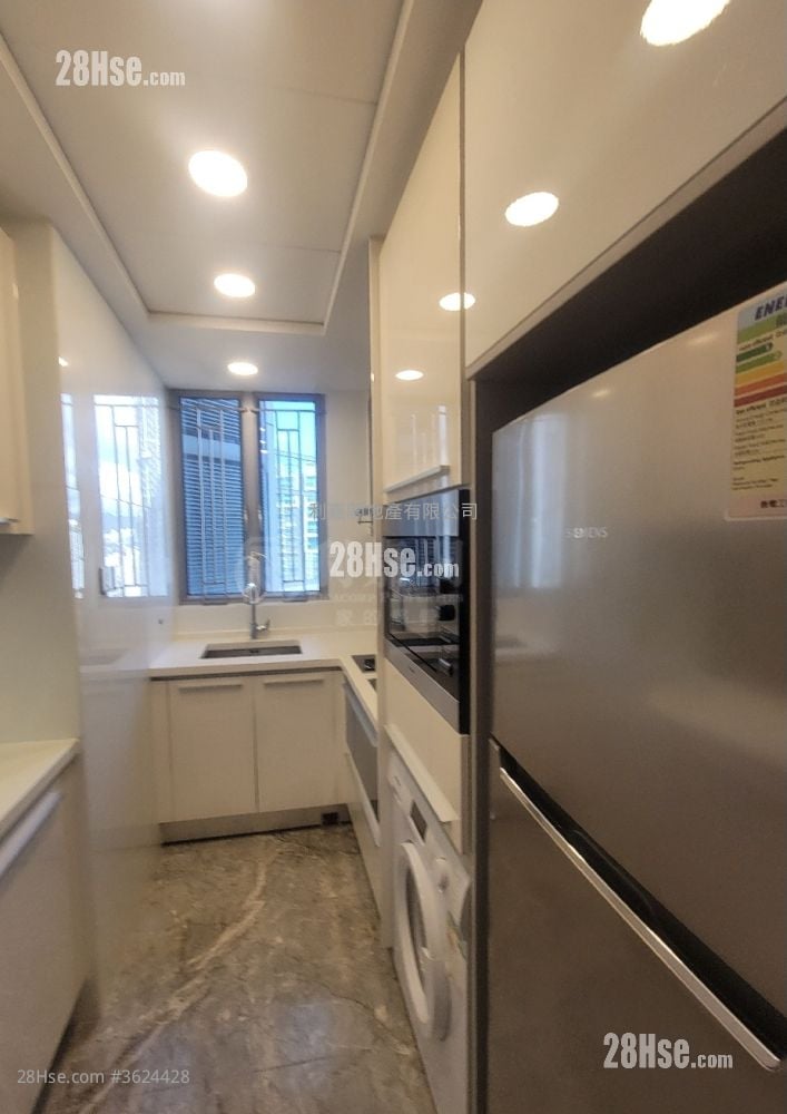 天玺 售盘 2 房 , 2 浴室 658 平方尺 天玺 售盘 2 房 , 2 浴室 658 平方尺