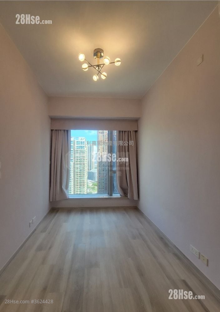 天玺 售盘 2 房 , 2 浴室 658 平方尺 天玺 售盘 2 房 , 2 浴室 658 平方尺