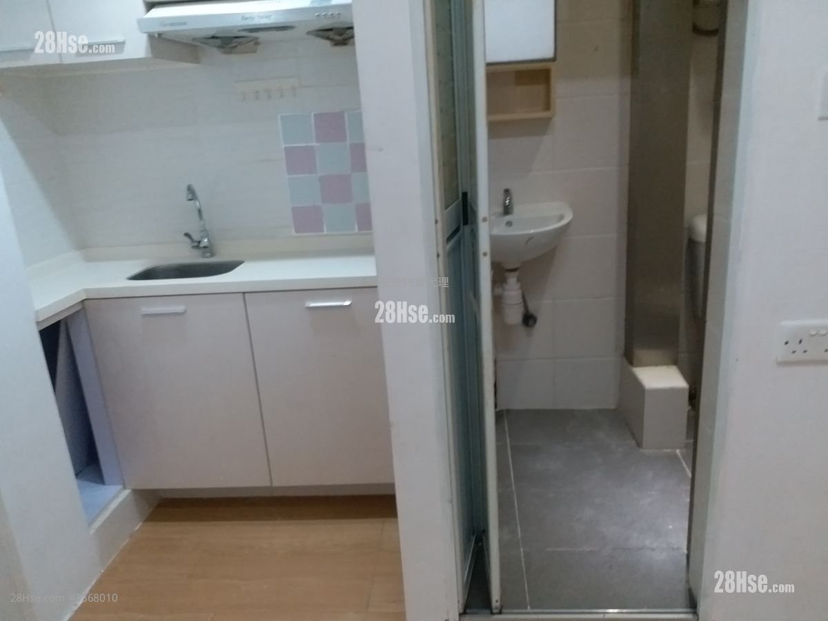 京華大廈 租盤 開放式間隔 150 平方呎