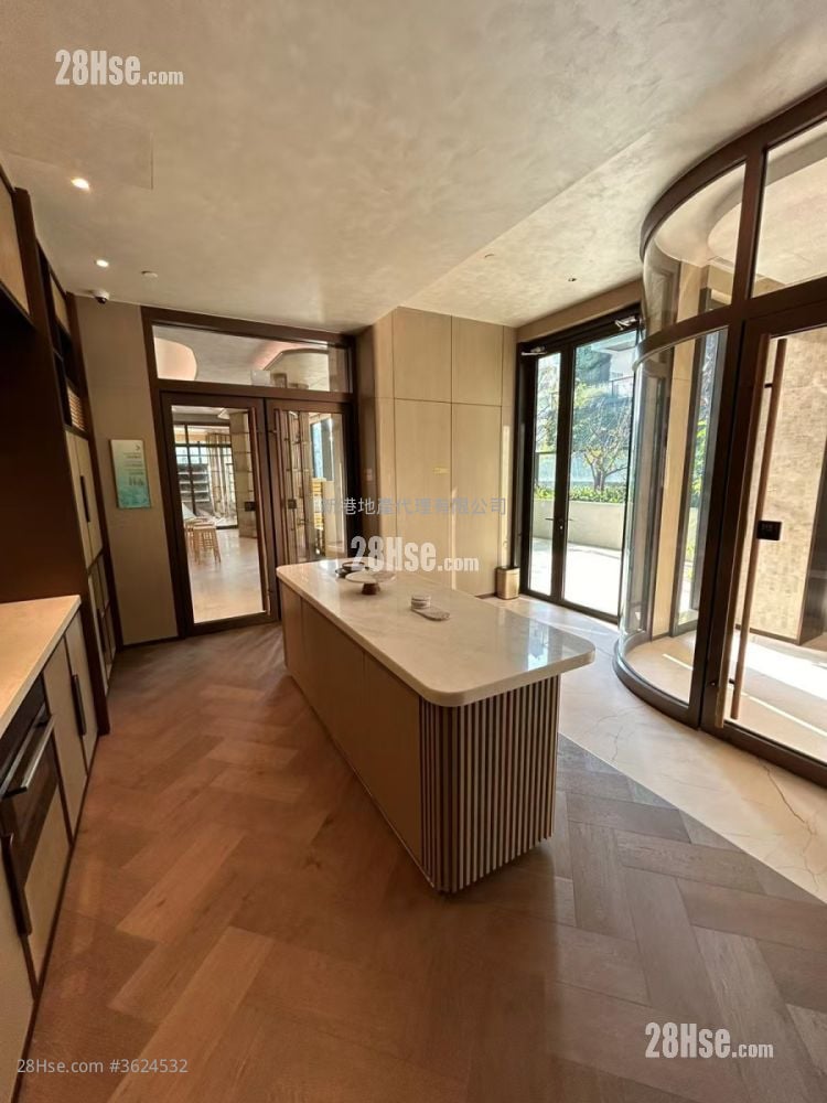 Baker Circle Euston Sell Studio , 1 Bathroom 214 ft² Baker Circle Euston Sell Studio , 1 Bathroom 214 ft²