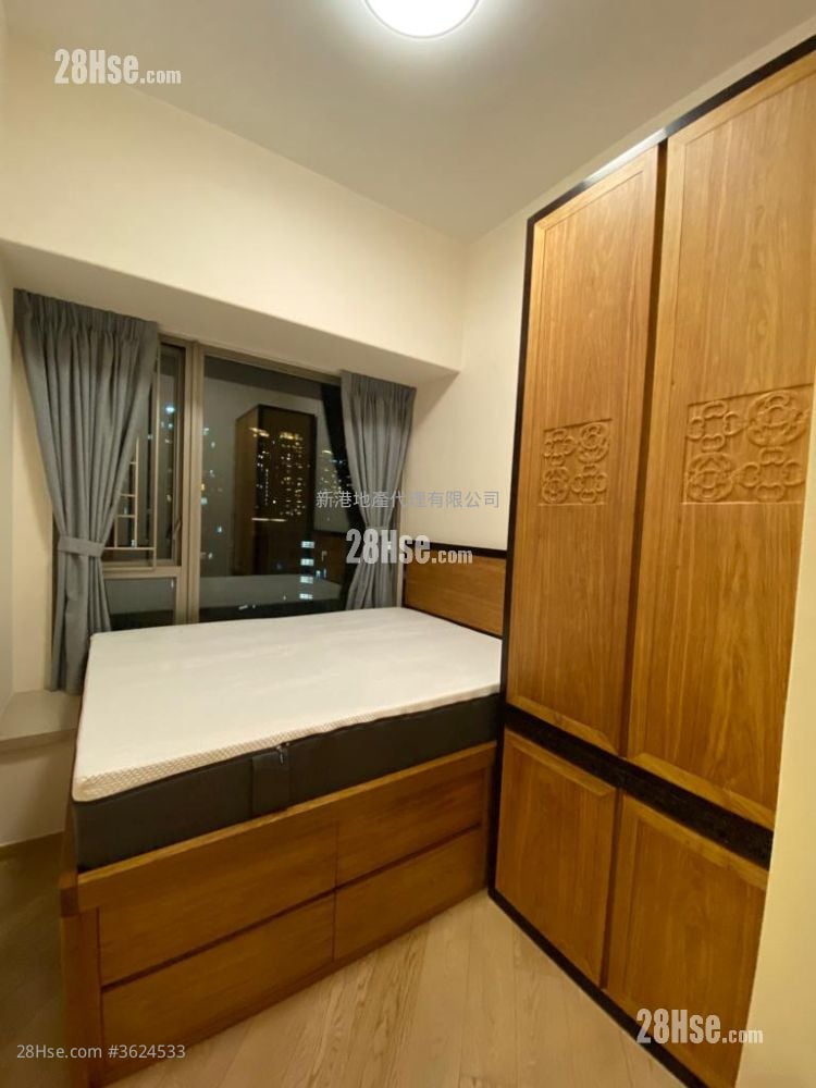 Chatham Gate Sell 3 Bedrooms , 2 Bathrooms 708 ft² Chatham Gate Sell 3 Bedrooms , 2 Bathrooms 708 ft²