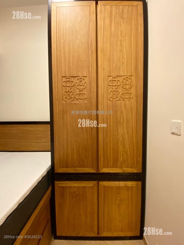 Chatham Gate Sell 3 Bedrooms , 2 Bathrooms 708 ft² Chatham Gate Sell 3 Bedrooms , 2 Bathrooms 708 ft²