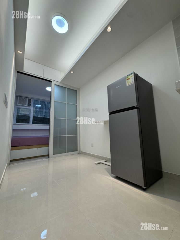 Man Wai Building Rental 1 Bedroom 180 ft² Man Wai Building Rental 1 Bedroom 180 ft²