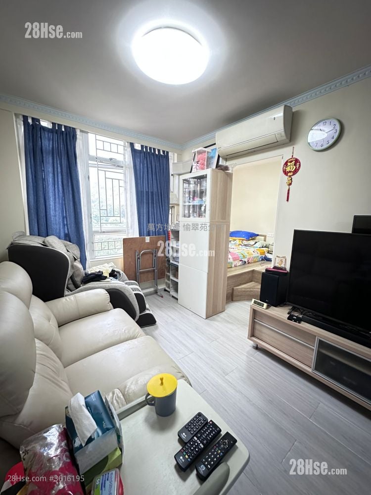 Ka Shun Court Sell 2 Bedrooms , 1 Bathroom 449 ft²