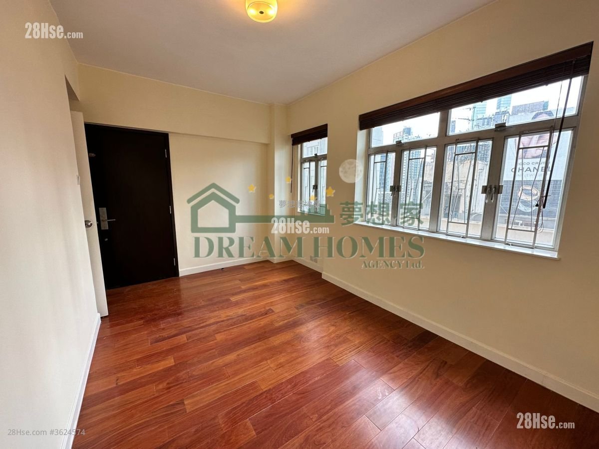 坚道29-31号 售盘 2 房 , 1 浴室 733 平方尺 坚道29-31号 售盘 2 房 , 1 浴室 733 平方尺