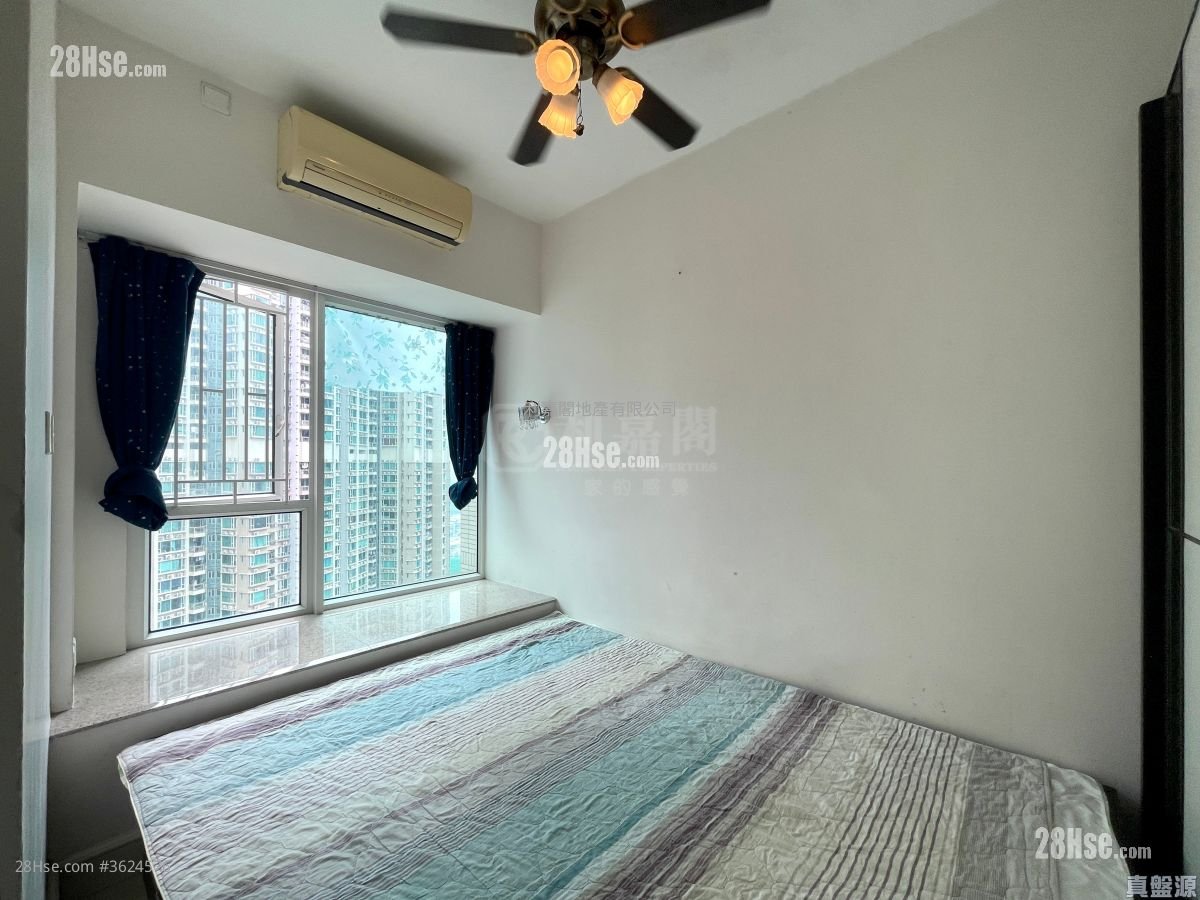 The Capitol Sell 3 Bedrooms , 2 Bathrooms 708 ft² The Capitol Sell 3 Bedrooms , 2 Bathrooms 708 ft²