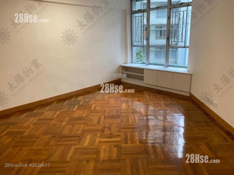 Whampoa Garden Sell 3 Bedrooms 765 ft² Whampoa Garden Sell 3 Bedrooms 765 ft²