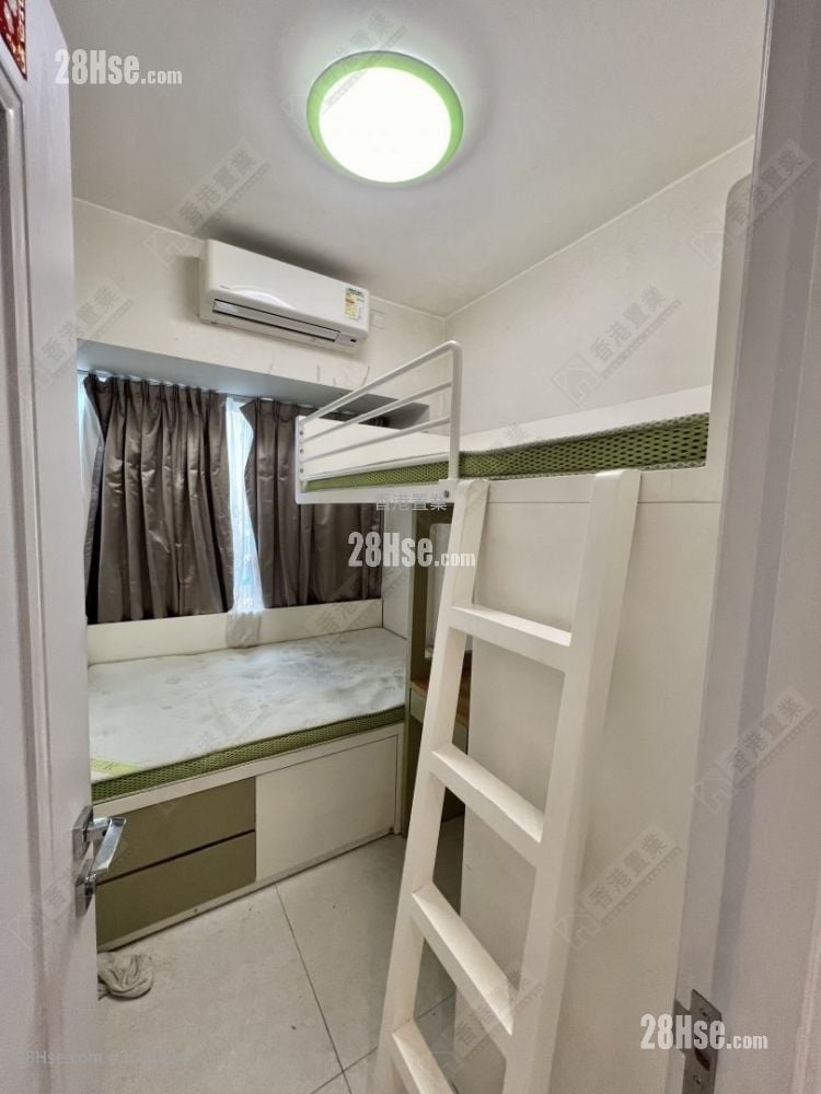 One West Kowloon Rental 3 Bedrooms , 1 Bathroom 616 ft² One West Kowloon Rental 3 Bedrooms , 1 Bathroom 616 ft²