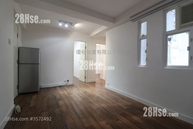 星輝苑 租盤 2 房 , 1 浴室 395 平方呎