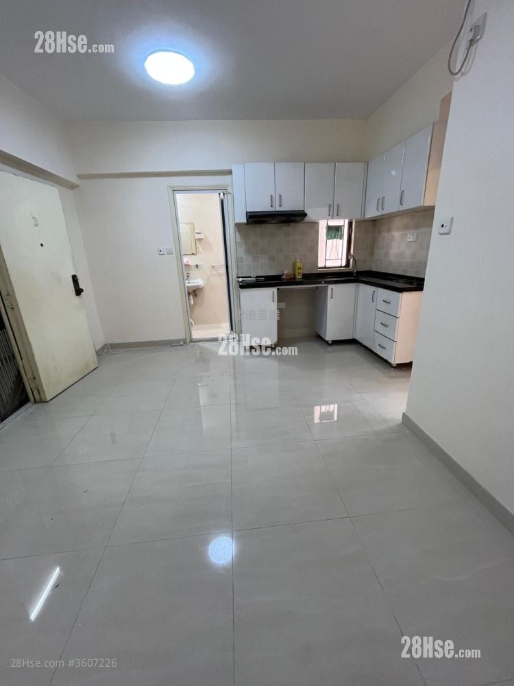 伟景楼 租盘 2 房 , 1 浴室 379 平方尺