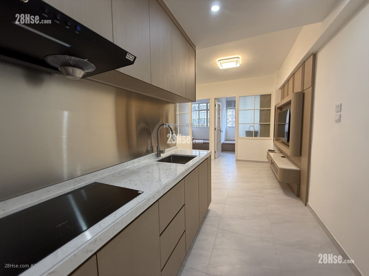 光华大厦 租盘 2 房 , 1 浴室 452 平方尺