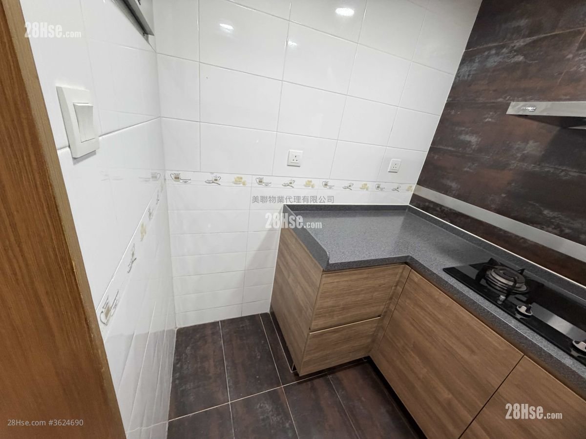 太古城 租盘 3 房 , 2 浴室 717 平方尺 太古城 租盘 3 房 , 2 浴室 717 平方尺