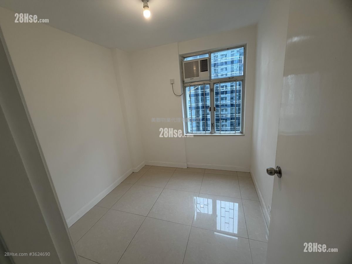 太古城 租盘 3 房 , 2 浴室 717 平方尺 太古城 租盘 3 房 , 2 浴室 717 平方尺