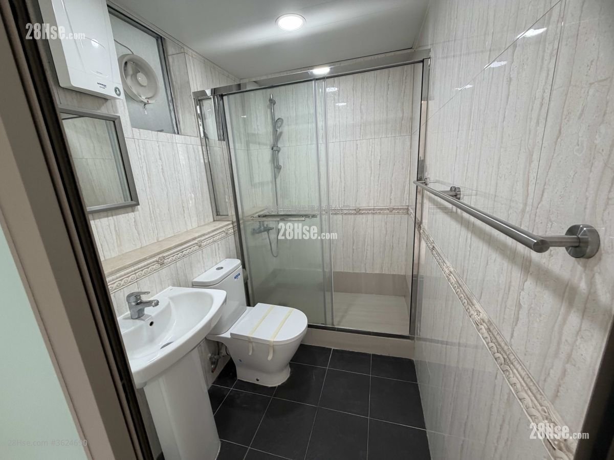 太古城 租盘 3 房 , 2 浴室 717 平方尺 太古城 租盘 3 房 , 2 浴室 717 平方尺