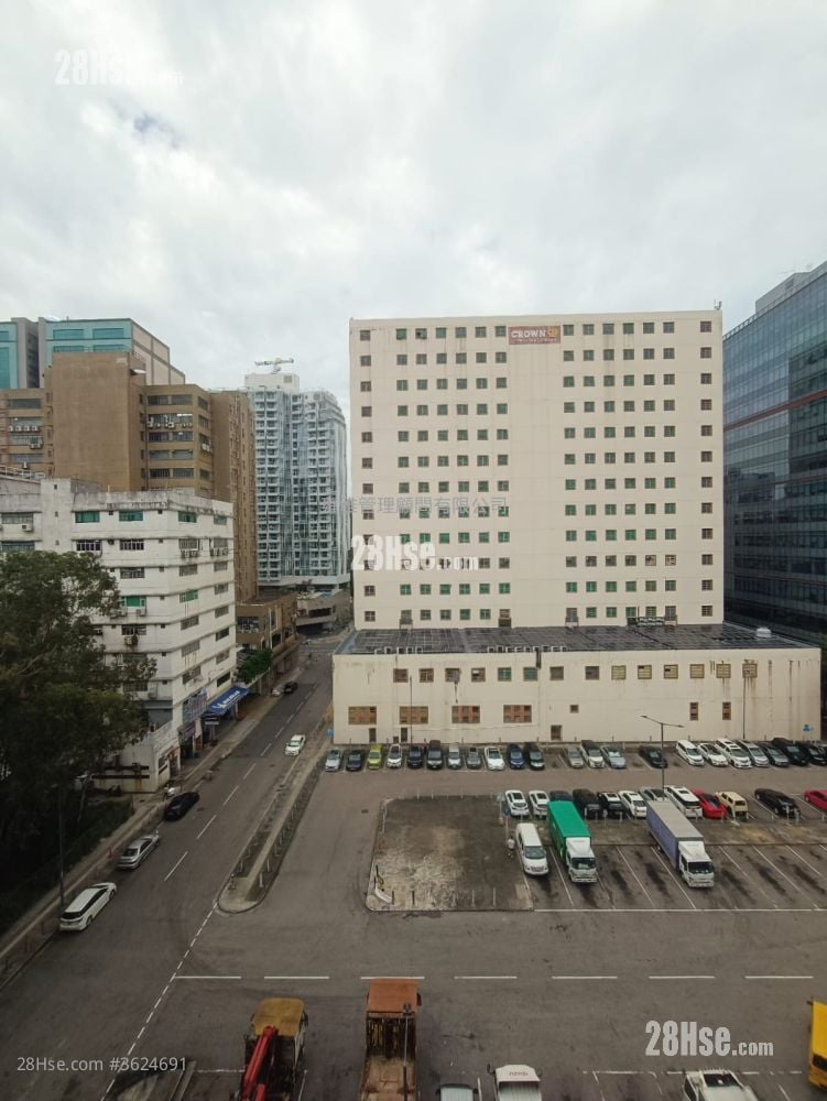 宏業工貿中心 租盤 1 房 , 2 廁所 1,880 平方呎 宏業工貿中心 租盤 1 房 , 2 廁所 1,880 平方呎