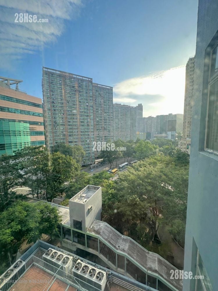 Walton Estate Rental 2 Bedrooms , 1 Bathroom 403 ft² Walton Estate Rental 2 Bedrooms , 1 Bathroom 403 ft²