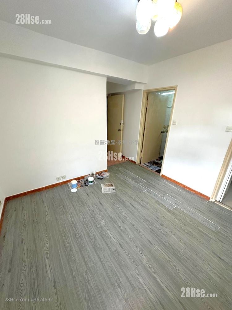 Walton Estate Rental 2 Bedrooms , 1 Bathroom 403 ft² Walton Estate Rental 2 Bedrooms , 1 Bathroom 403 ft²