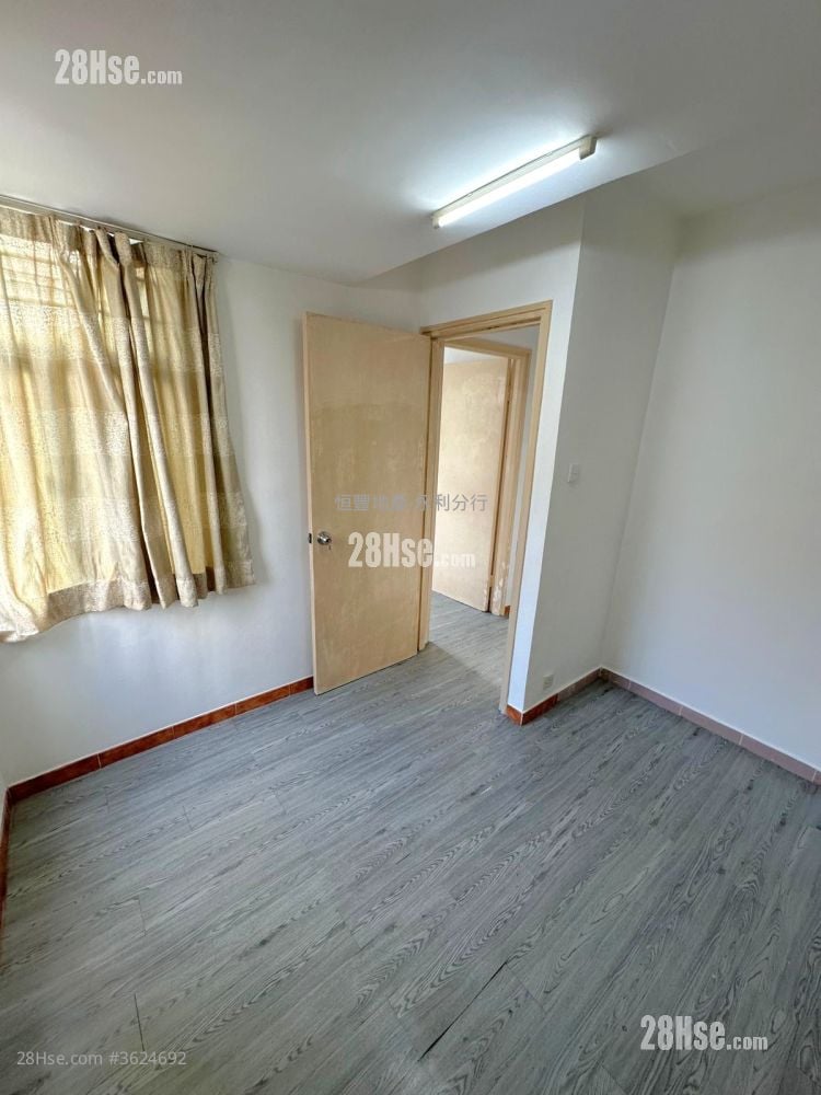 Walton Estate Rental 2 Bedrooms , 1 Bathroom 403 ft² Walton Estate Rental 2 Bedrooms , 1 Bathroom 403 ft²