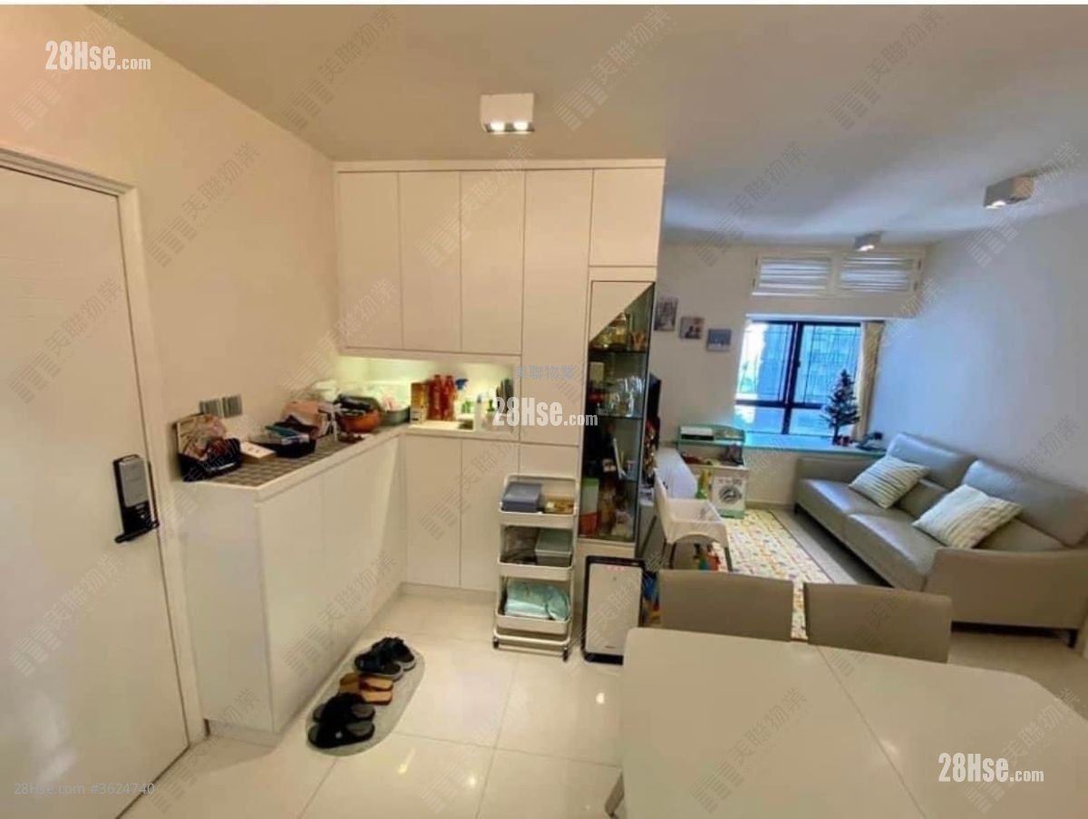 Tai Hing Gardens Sell 2 Bedrooms , 2 Bathrooms 447 ft² Tai Hing Gardens Sell 2 Bedrooms , 2 Bathrooms 447 ft²