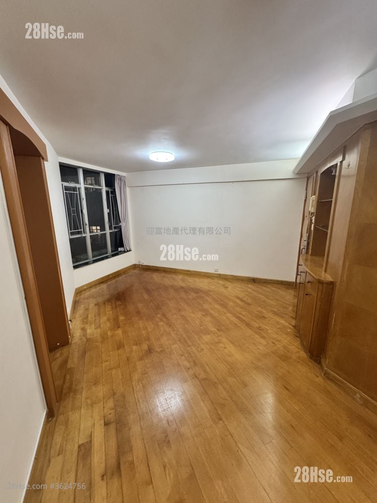 Whampoa Garden Rental 3 Bedrooms , 2 Bathrooms 612 ft² Whampoa Garden Rental 3 Bedrooms , 2 Bathrooms 612 ft²