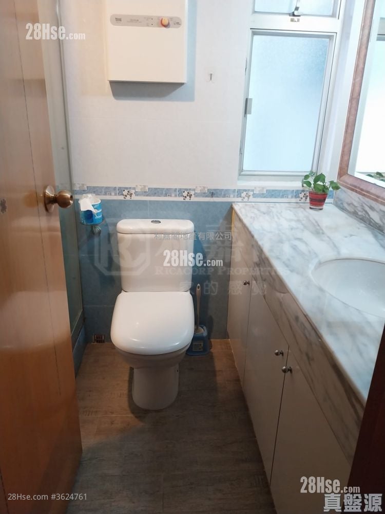 Kingswood Villas Sell 2 Bedrooms 441 ft² Kingswood Villas Sell 2 Bedrooms 441 ft²