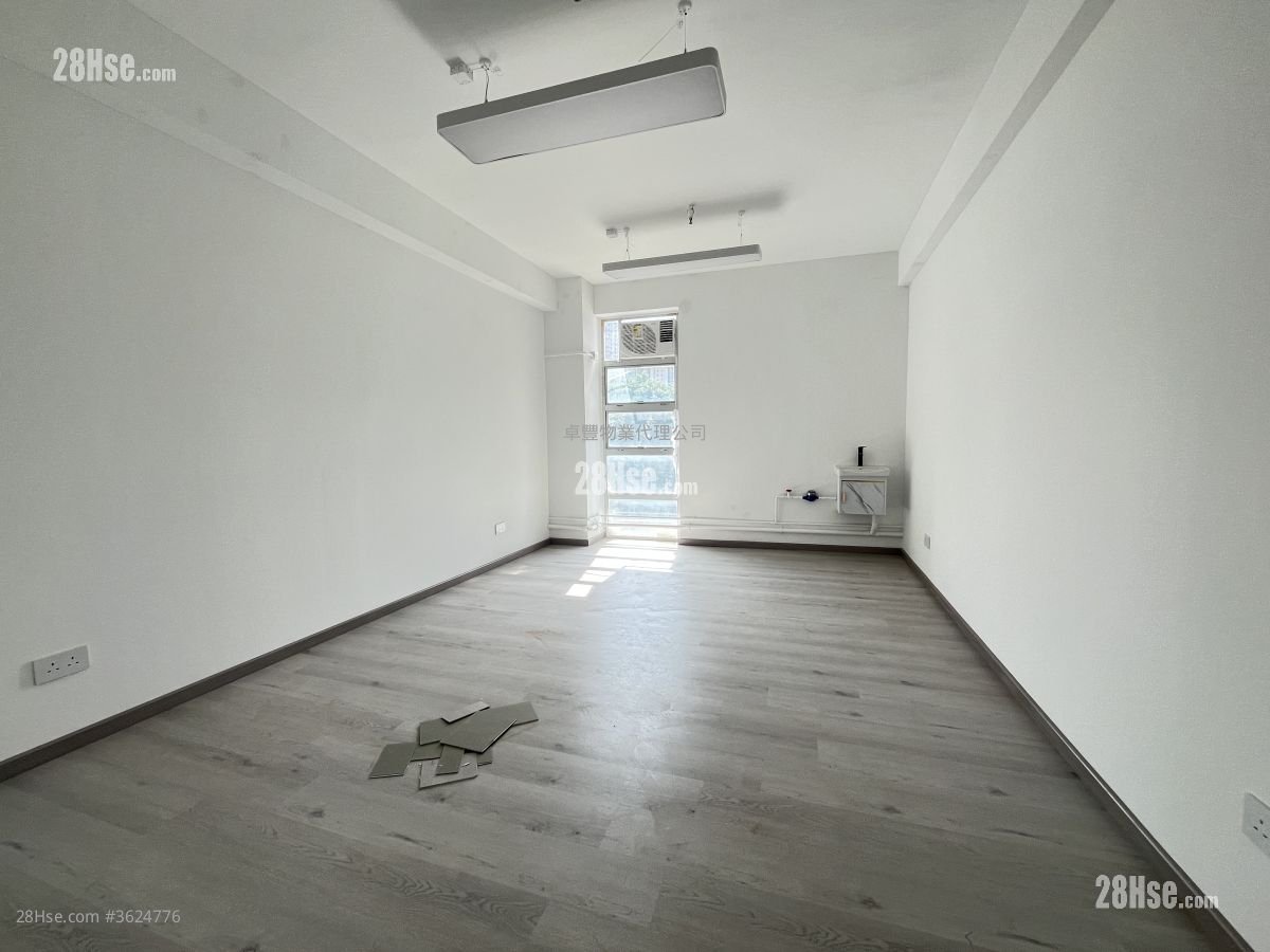 香港纱厂工业大厦5期 租盘 开放式间隔 77 平方尺 香港纱厂工业大厦5期 租盘 开放式间隔 77 平方尺