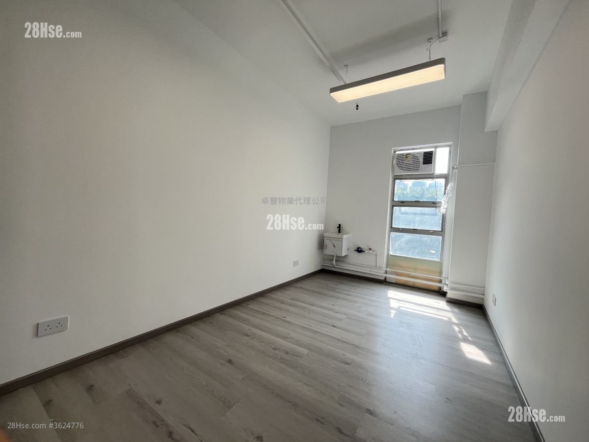 香港纱厂工业大厦5期 租盘 开放式间隔 77 平方尺 香港纱厂工业大厦5期 租盘 开放式间隔 77 平方尺