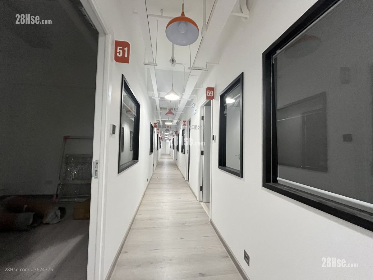 香港纱厂工业大厦5期 租盘 开放式间隔 77 平方尺 香港纱厂工业大厦5期 租盘 开放式间隔 77 平方尺