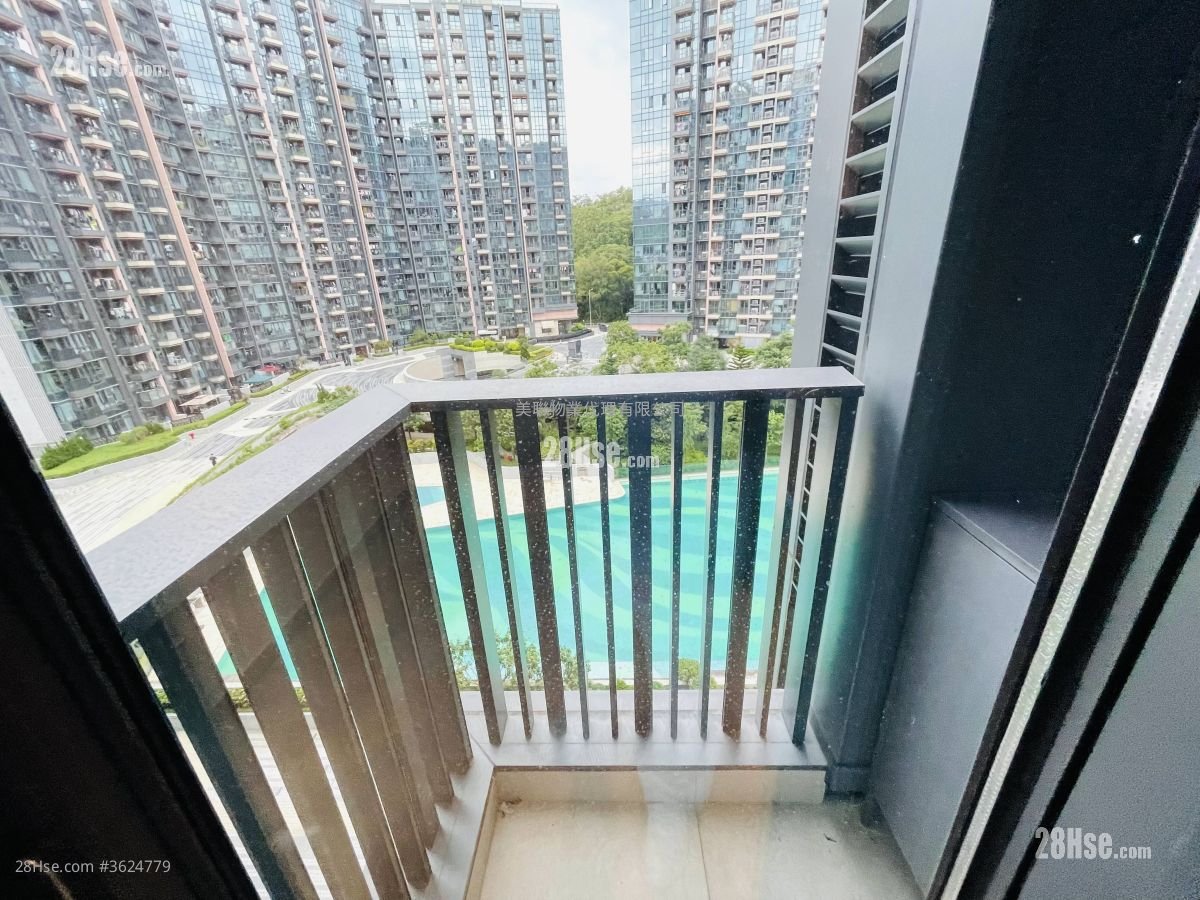 The Regent Sell 1 Bedroom 382 ft² The Regent Sell 1 Bedroom 382 ft²