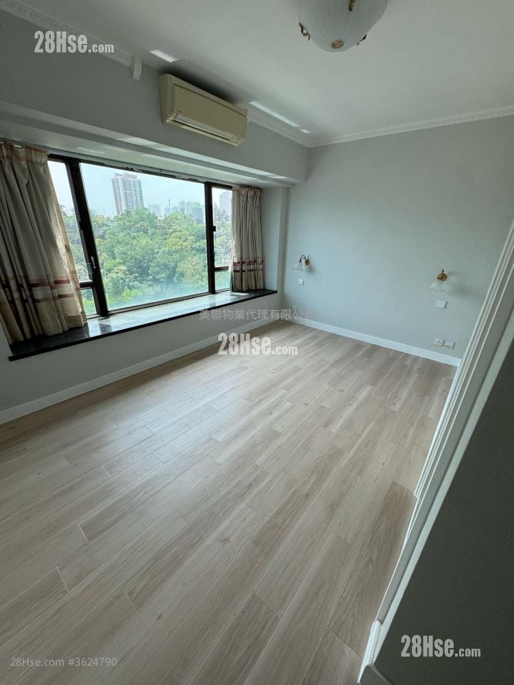 King's Park Villa Rental 3 Bedrooms , 2 Bathrooms 1,122 ft² King's Park Villa Rental 3 Bedrooms , 2 Bathrooms 1,122 ft²