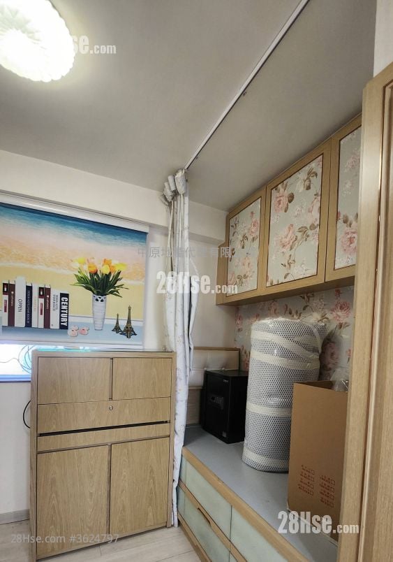 Ching Fu Court Sell 2 Bedrooms , 1 Bathroom 380 ft² Ching Fu Court Sell 2 Bedrooms , 1 Bathroom 380 ft²