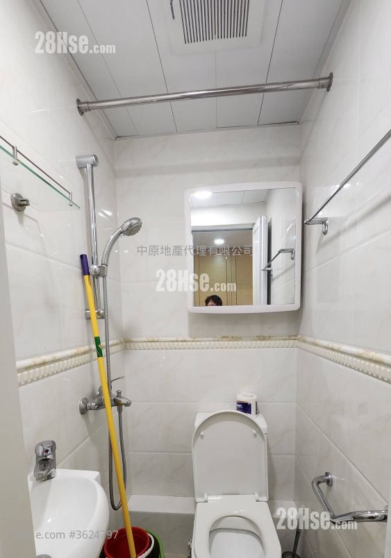 Ching Fu Court Sell 2 Bedrooms , 1 Bathroom 380 ft² Ching Fu Court Sell 2 Bedrooms , 1 Bathroom 380 ft²