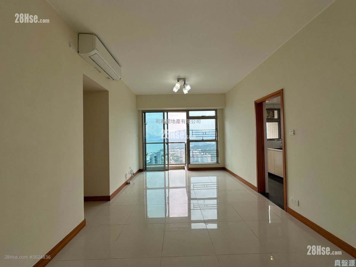 Lake Silver Sell 3 Bedrooms , 2 Bathrooms 762 ft² Lake Silver Sell 3 Bedrooms , 2 Bathrooms 762 ft²